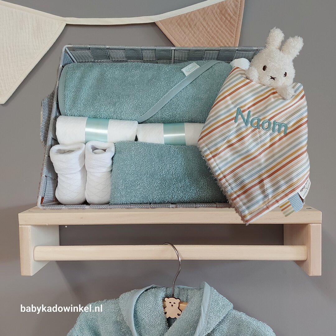 Babymand Kraamcadeau nijntje Vintage Stripes met naam