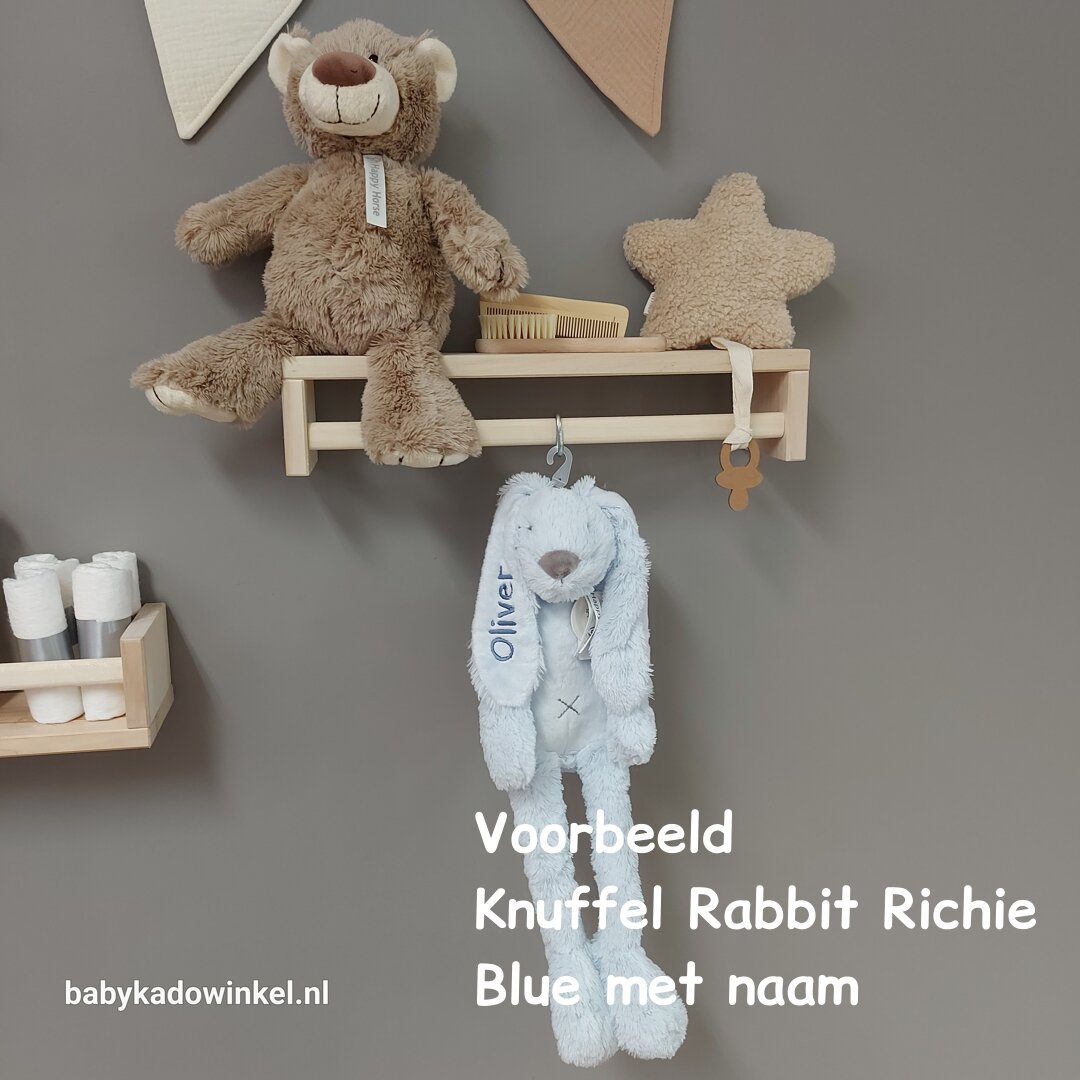 Voorbeeld Knuffel Rabbit Richie Blue met naam Oliver