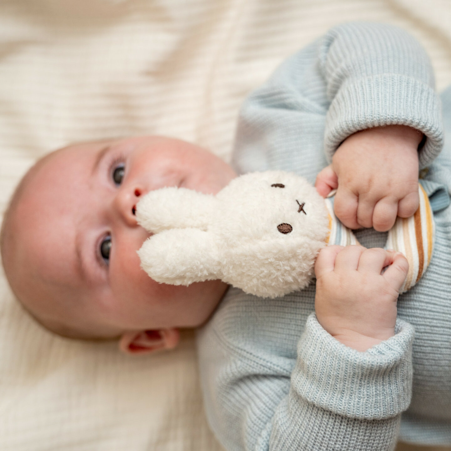 Babycadeaudoosje met nijntje knuffeldoekje vintage