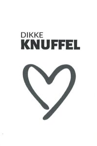 Dikke knuffel tekst met grijs hartje op witte achtergrond